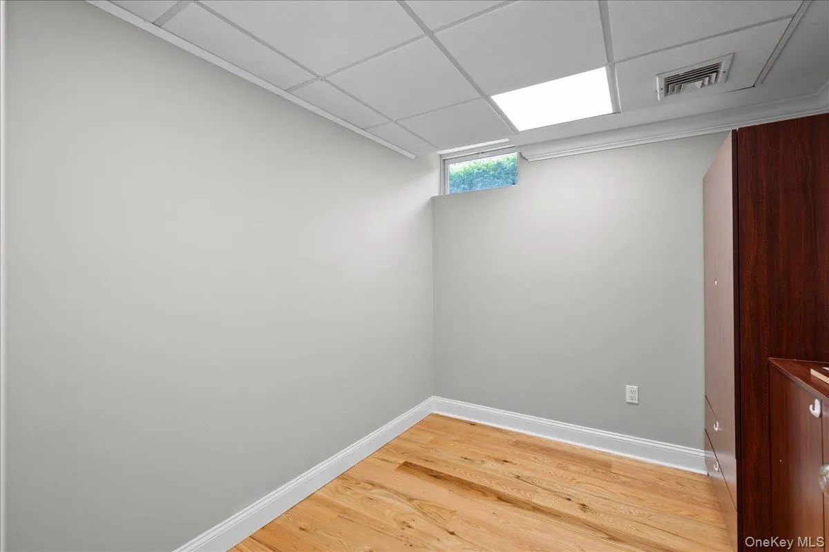 49 Chatsworth Avenue, Mamaroneck, NY, 4 Bedrooms Bedrooms, 11 Rooms Rooms,3 BathroomsBathrooms,Residential Lease,For Rent,Chatsworth,0,1007851 49 Chatsworth Avenue, Mamaroneck, NY, 4 Bedrooms Bedrooms, 11 Rooms Rooms,3 BathroomsBathrooms,Residential Lease,For Rent,Chatsworth,0,1007851