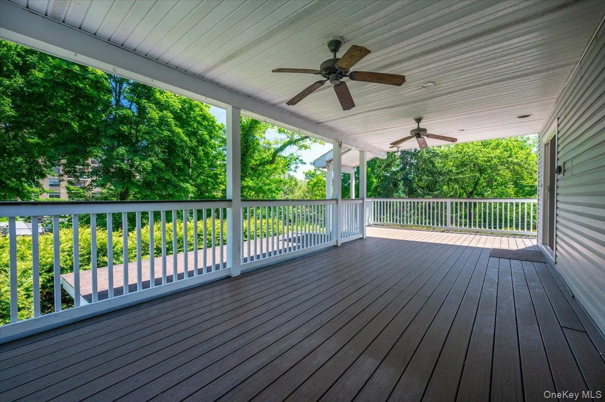 49 Chatsworth Avenue, Mamaroneck, NY, 4 Bedrooms Bedrooms, 11 Rooms Rooms,3 BathroomsBathrooms,Residential Lease,For Rent,Chatsworth,0,1007851 49 Chatsworth Avenue, Mamaroneck, NY, 4 Bedrooms Bedrooms, 11 Rooms Rooms,3 BathroomsBathrooms,Residential Lease,For Rent,Chatsworth,0,1007851