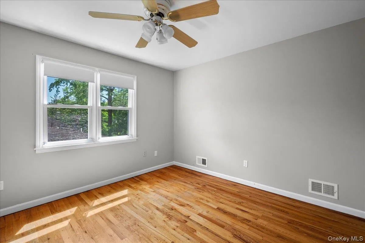 49 Chatsworth Avenue, Mamaroneck, NY, 4 Bedrooms Bedrooms, 11 Rooms Rooms,3 BathroomsBathrooms,Residential Lease,For Rent,Chatsworth,0,1007851 49 Chatsworth Avenue, Mamaroneck, NY, 4 Bedrooms Bedrooms, 11 Rooms Rooms,3 BathroomsBathrooms,Residential Lease,For Rent,Chatsworth,0,1007851