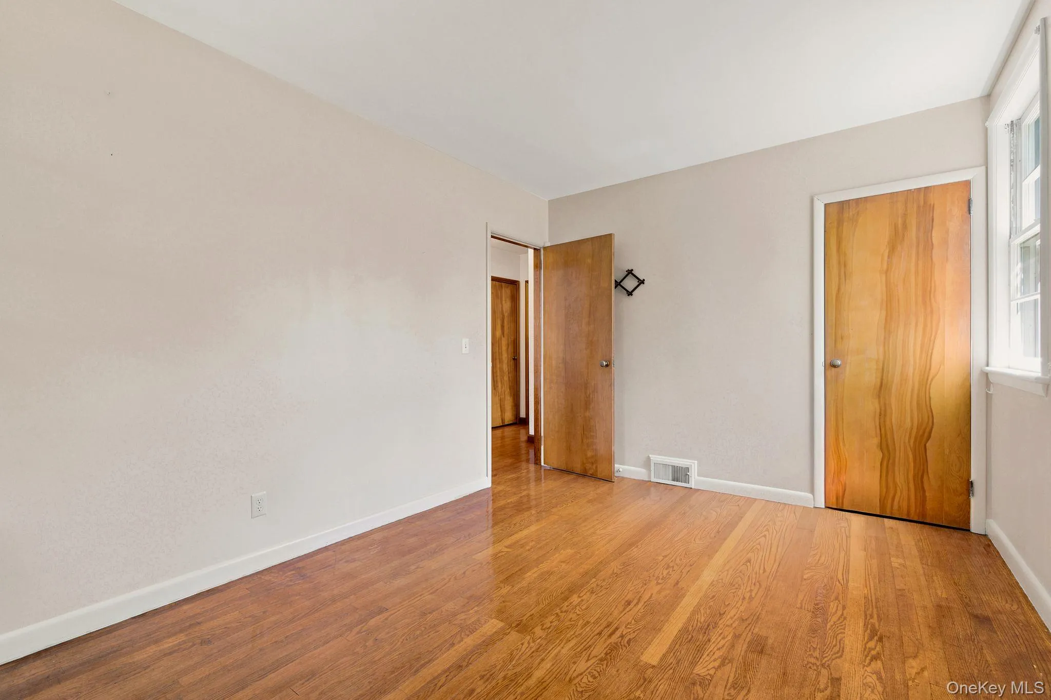 13 Osborne Road, Poughkeepsie, NY, 3 Bedrooms Bedrooms, 7 Rooms Rooms,2 BathroomsBathrooms,Residential,For Rent,Osborne,0,1007852 13 Osborne Road, Poughkeepsie, NY, 3 Bedrooms Bedrooms, 7 Rooms Rooms,2 BathroomsBathrooms,Residential,For Rent,Osborne,0,1007852