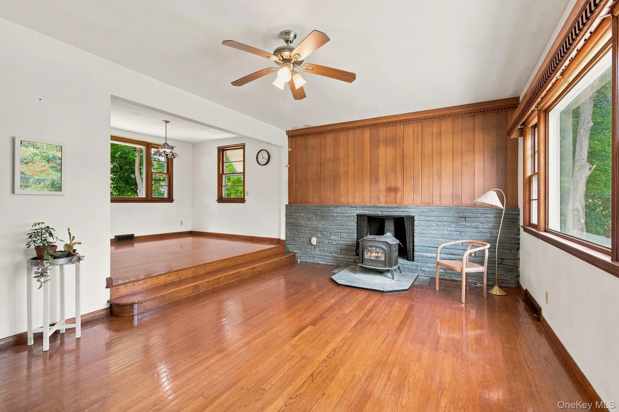 13 Osborne Road, Poughkeepsie, NY, 3 Bedrooms Bedrooms, 7 Rooms Rooms,2 BathroomsBathrooms,Residential,For Rent,Osborne,0,1007852 13 Osborne Road, Poughkeepsie, NY, 3 Bedrooms Bedrooms, 7 Rooms Rooms,2 BathroomsBathrooms,Residential,For Rent,Osborne,0,1007852