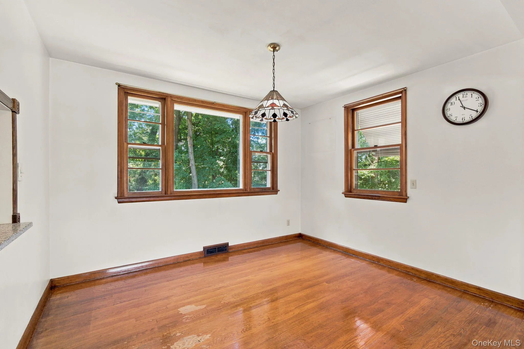 13 Osborne Road, Poughkeepsie, NY, 3 Bedrooms Bedrooms, 7 Rooms Rooms,2 BathroomsBathrooms,Residential,For Rent,Osborne,0,1007852 13 Osborne Road, Poughkeepsie, NY, 3 Bedrooms Bedrooms, 7 Rooms Rooms,2 BathroomsBathrooms,Residential,For Rent,Osborne,0,1007852