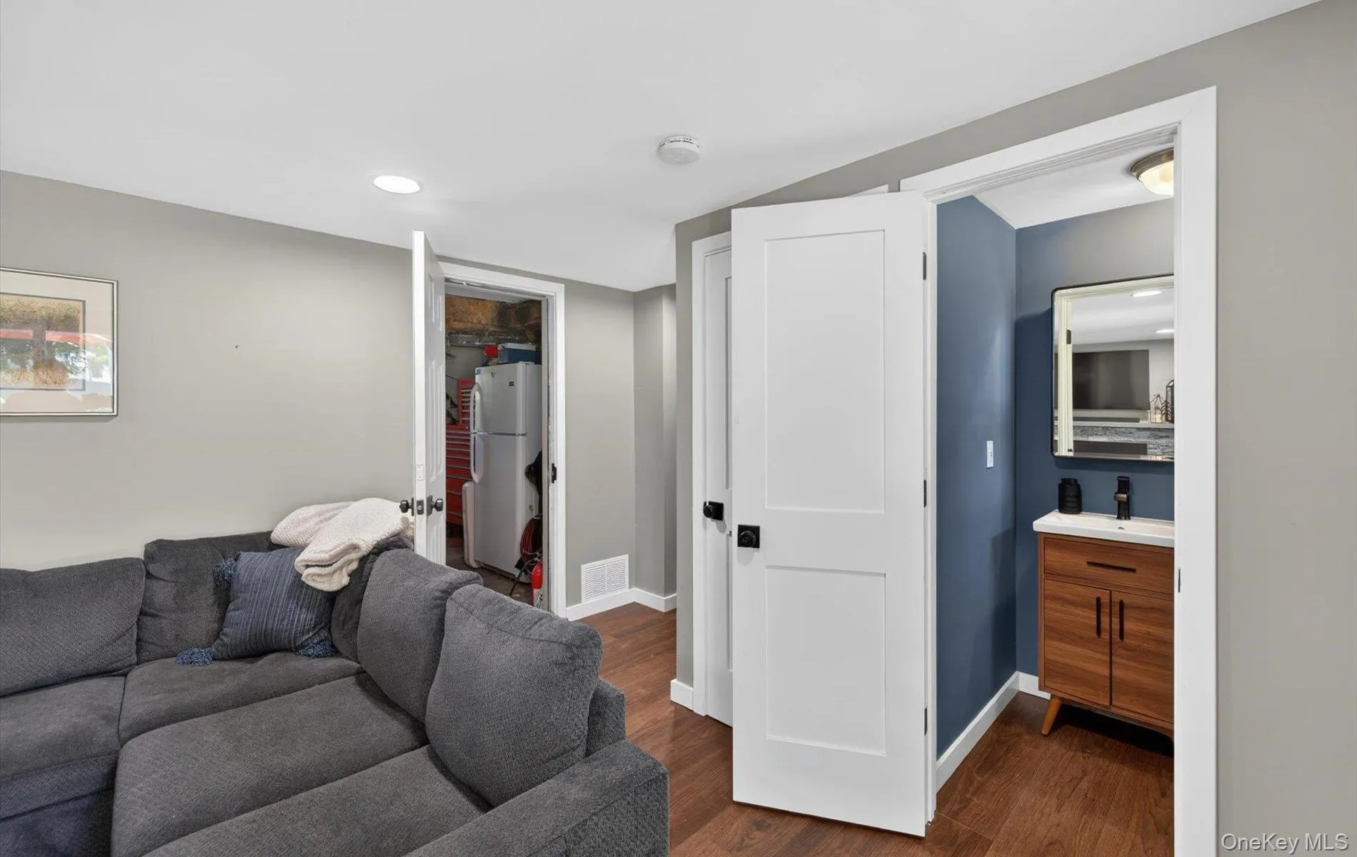 137 Ketay Drive, Huntington, NY, 3 Bedrooms Bedrooms, 7 Rooms Rooms,1 BathroomBathrooms,Residential,For Rent,Ketay,0,1007853 137 Ketay Drive, Huntington, NY, 3 Bedrooms Bedrooms, 7 Rooms Rooms,1 BathroomBathrooms,Residential,For Rent,Ketay,0,1007853