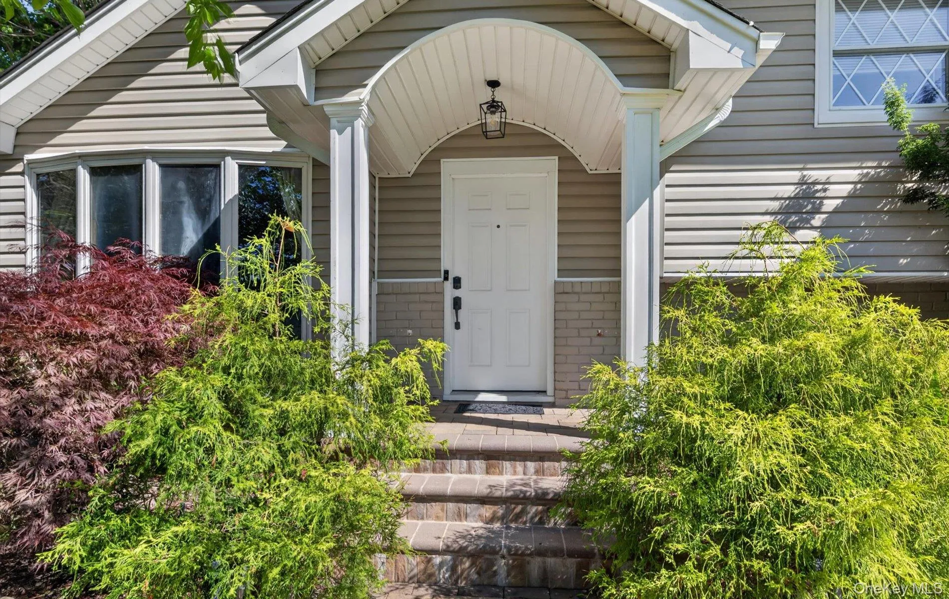 Front Entry/Portico Front Entry/Portico