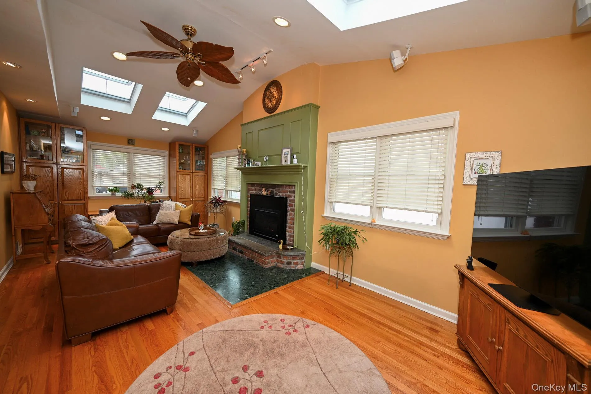 1006 Glen Drive, Hempstead, NY, 4 Bedrooms Bedrooms, 10 Rooms Rooms,2 BathroomsBathrooms,Residential,For Rent,Glen,0,1007855 1006 Glen Drive, Hempstead, NY, 4 Bedrooms Bedrooms, 10 Rooms Rooms,2 BathroomsBathrooms,Residential,For Rent,Glen,0,1007855
