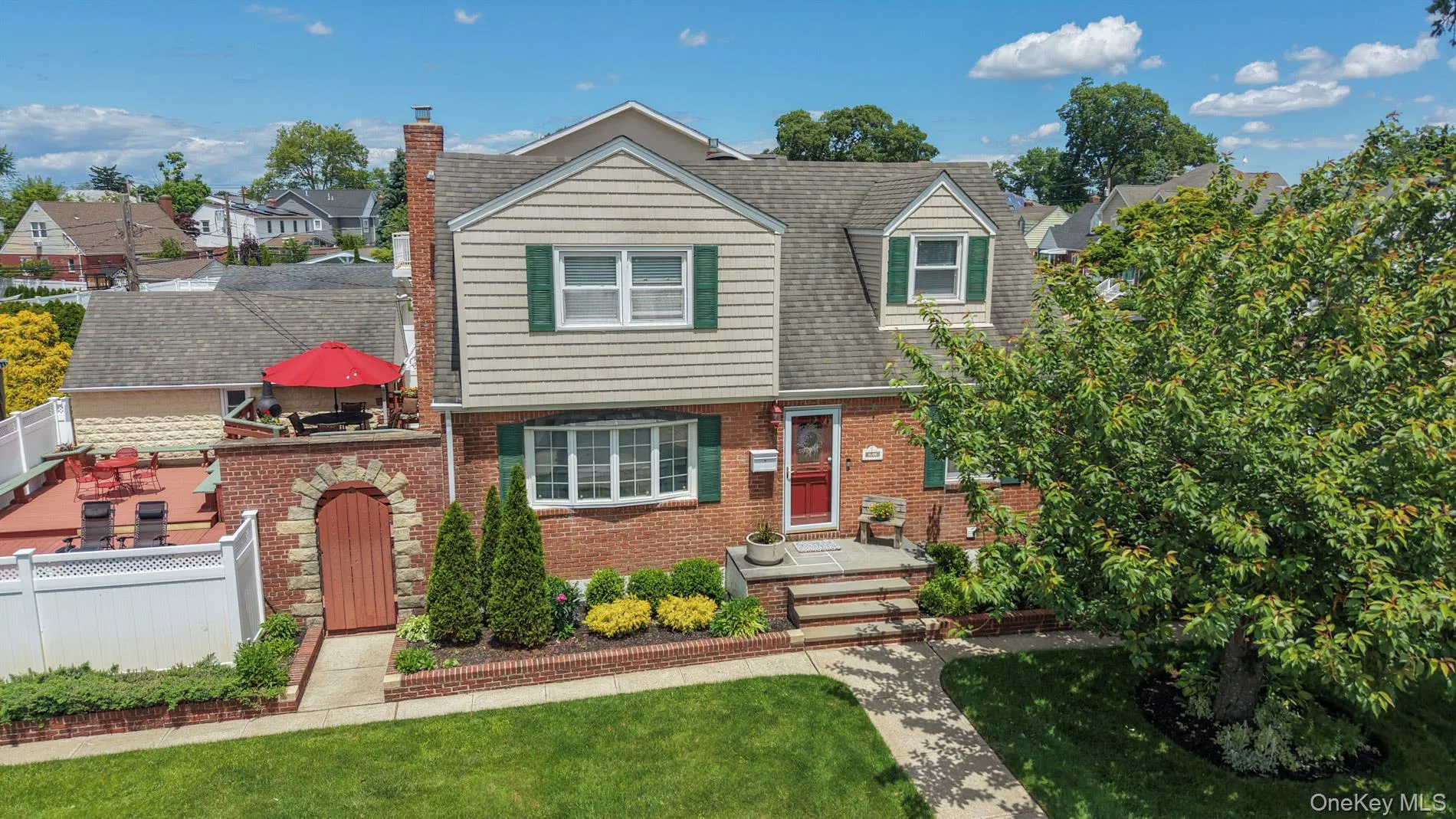1006 Glen Drive, Hempstead, NY, 4 Bedrooms Bedrooms, 10 Rooms Rooms,2 BathroomsBathrooms,Residential,For Rent,Glen,0,1007855 1006 Glen Drive, Hempstead, NY, 4 Bedrooms Bedrooms, 10 Rooms Rooms,2 BathroomsBathrooms,Residential,For Rent,Glen,0,1007855