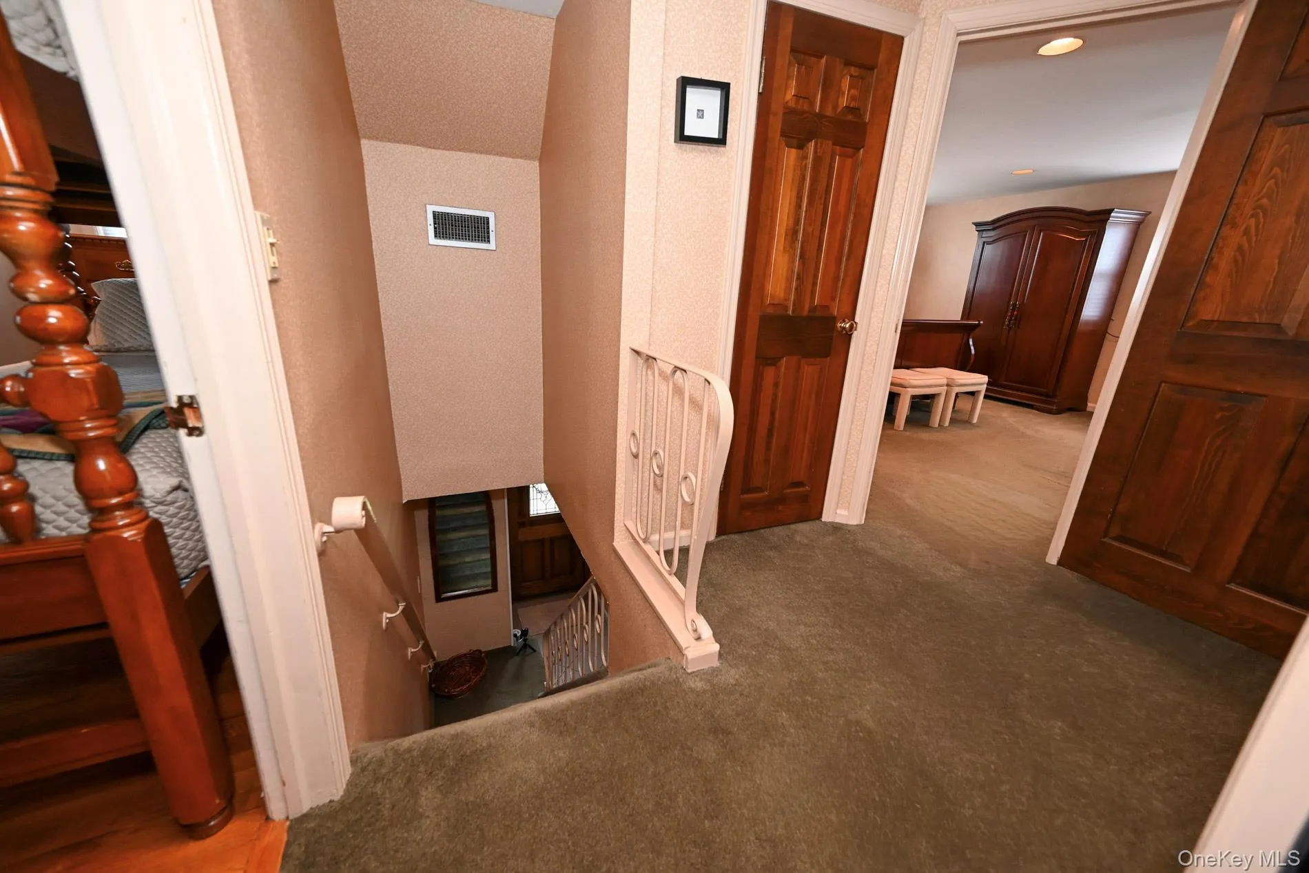1006 Glen Drive, Hempstead, NY, 4 Bedrooms Bedrooms, 10 Rooms Rooms,2 BathroomsBathrooms,Residential,For Rent,Glen,0,1007855 1006 Glen Drive, Hempstead, NY, 4 Bedrooms Bedrooms, 10 Rooms Rooms,2 BathroomsBathrooms,Residential,For Rent,Glen,0,1007855
