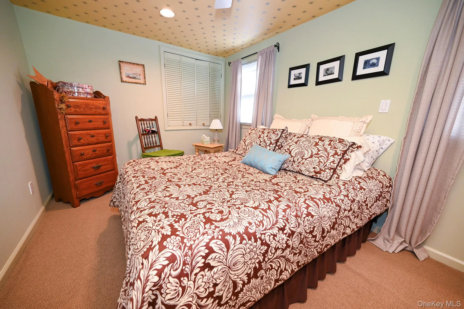 1006 Glen Drive, Hempstead, NY, 4 Bedrooms Bedrooms, 10 Rooms Rooms,2 BathroomsBathrooms,Residential,For Rent,Glen,0,1007855 1006 Glen Drive, Hempstead, NY, 4 Bedrooms Bedrooms, 10 Rooms Rooms,2 BathroomsBathrooms,Residential,For Rent,Glen,0,1007855