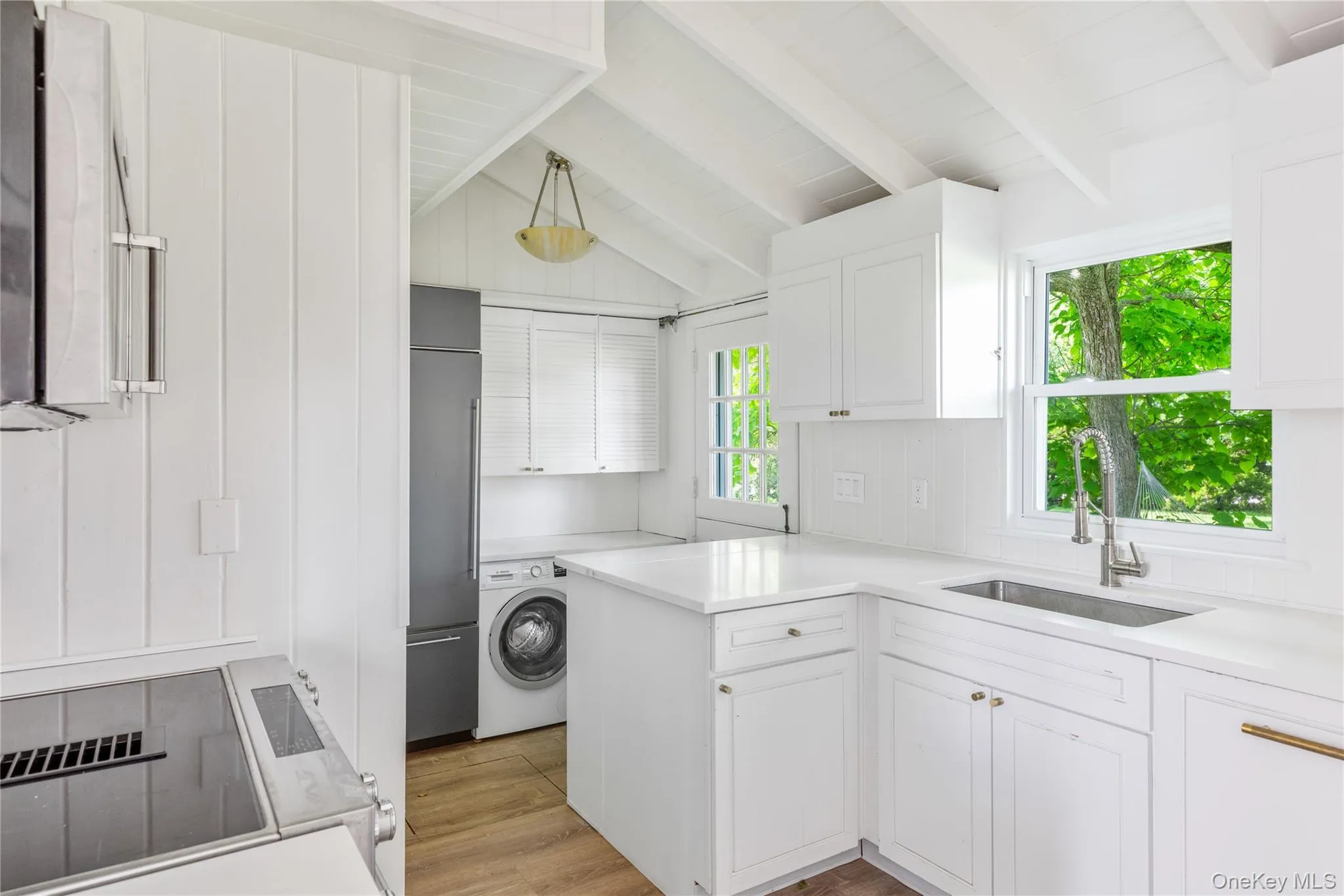 335 Centre Island Road, Oyster Bay, NY, 3 Bedrooms Bedrooms, 7 Rooms Rooms,2 BathroomsBathrooms,Residential Lease,For Rent,Centre Island,0,1007858 335 Centre Island Road, Oyster Bay, NY, 3 Bedrooms Bedrooms, 7 Rooms Rooms,2 BathroomsBathrooms,Residential Lease,For Rent,Centre Island,0,1007858