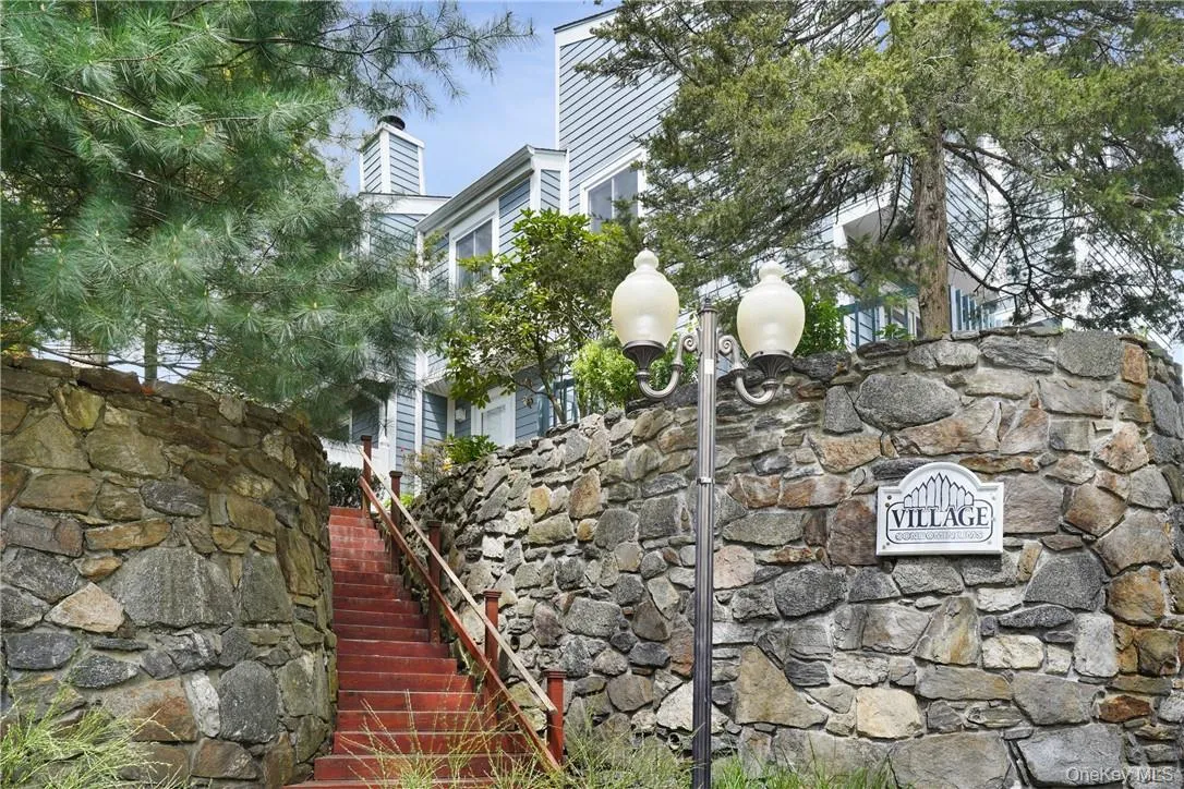 25 Barker Street, Mount Kisco, NY, 2 Bedrooms Bedrooms, 6 Rooms Rooms,2 BathroomsBathrooms,Residential Lease,For Rent,Barker,0,1007859 25 Barker Street, Mount Kisco, NY, 2 Bedrooms Bedrooms, 6 Rooms Rooms,2 BathroomsBathrooms,Residential Lease,For Rent,Barker,0,1007859