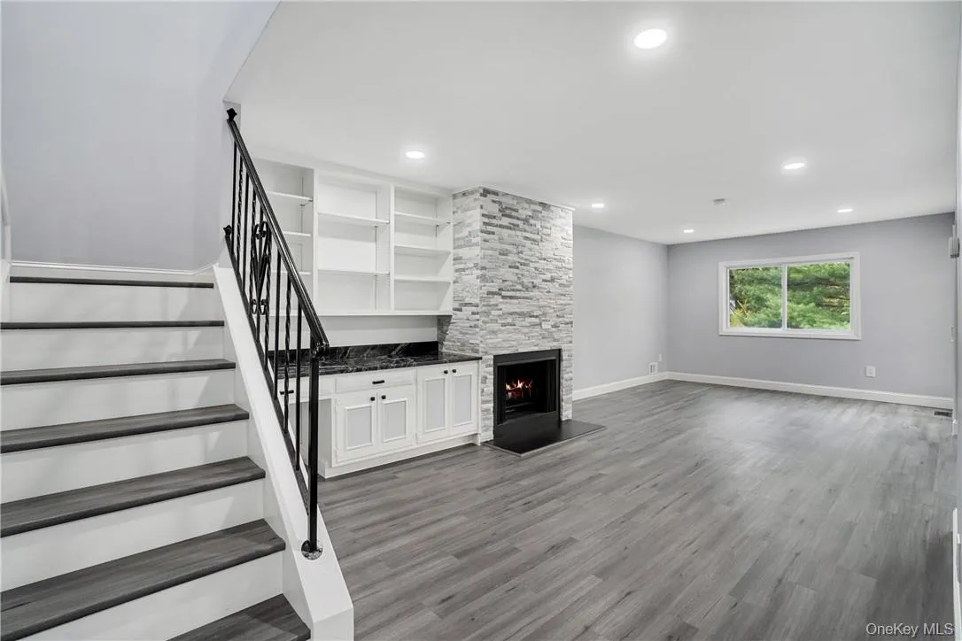25 Barker Street, Mount Kisco, NY, 2 Bedrooms Bedrooms, 6 Rooms Rooms,2 BathroomsBathrooms,Residential Lease,For Rent,Barker,0,1007859 25 Barker Street, Mount Kisco, NY, 2 Bedrooms Bedrooms, 6 Rooms Rooms,2 BathroomsBathrooms,Residential Lease,For Rent,Barker,0,1007859