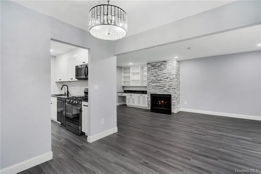 25 Barker Street, Mount Kisco, NY, 2 Bedrooms Bedrooms, 6 Rooms Rooms,2 BathroomsBathrooms,Residential Lease,For Rent,Barker,0,1007859 25 Barker Street, Mount Kisco, NY, 2 Bedrooms Bedrooms, 6 Rooms Rooms,2 BathroomsBathrooms,Residential Lease,For Rent,Barker,0,1007859