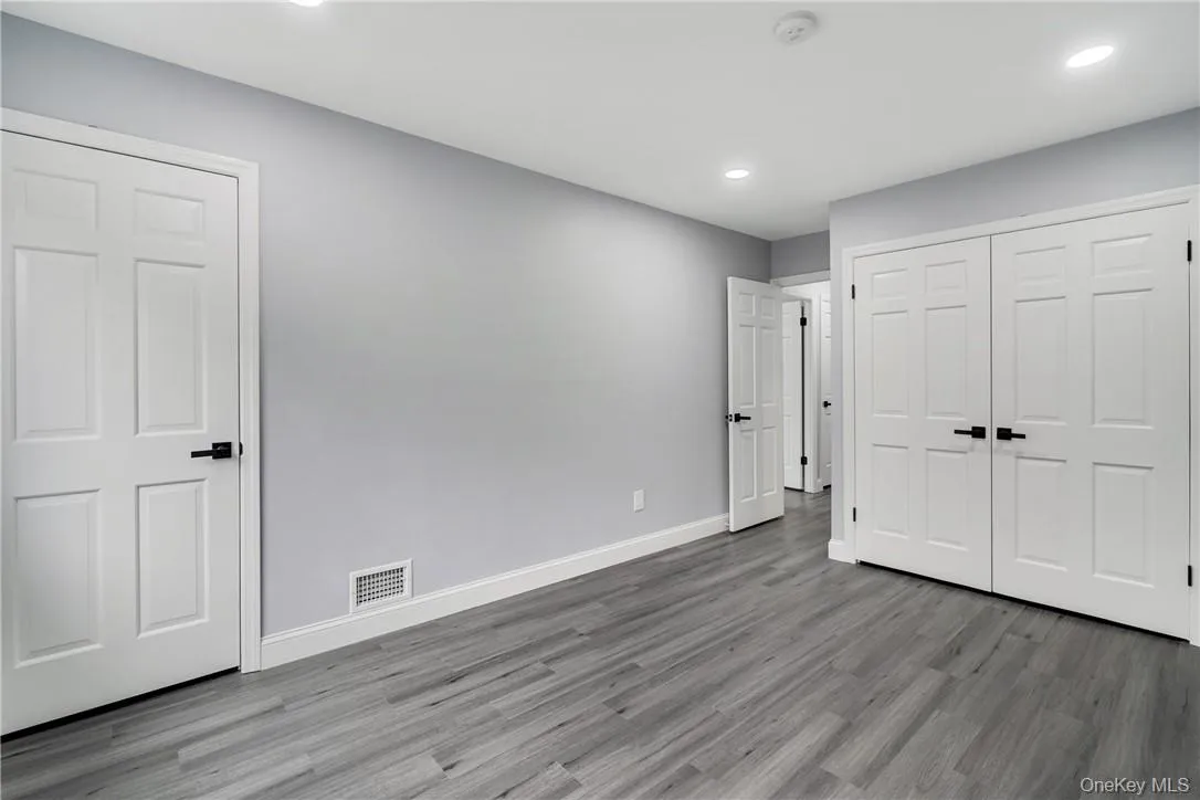 25 Barker Street, Mount Kisco, NY, 2 Bedrooms Bedrooms, 6 Rooms Rooms,2 BathroomsBathrooms,Residential Lease,For Rent,Barker,0,1007859 25 Barker Street, Mount Kisco, NY, 2 Bedrooms Bedrooms, 6 Rooms Rooms,2 BathroomsBathrooms,Residential Lease,For Rent,Barker,0,1007859
