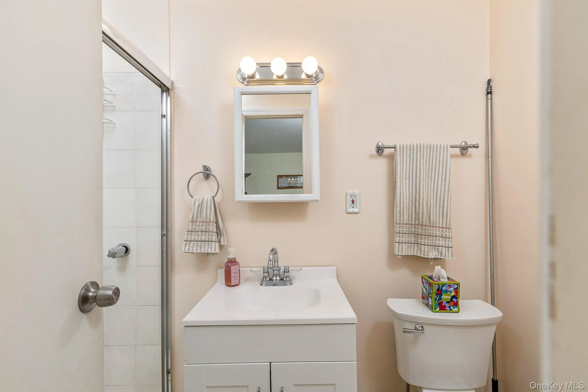 29 Beaumont Lane, Brookhaven, NY, 5 Bedrooms Bedrooms, 11 Rooms Rooms,3 BathroomsBathrooms,Residential,For Rent,Beaumont,0,1007860 29 Beaumont Lane, Brookhaven, NY, 5 Bedrooms Bedrooms, 11 Rooms Rooms,3 BathroomsBathrooms,Residential,For Rent,Beaumont,0,1007860