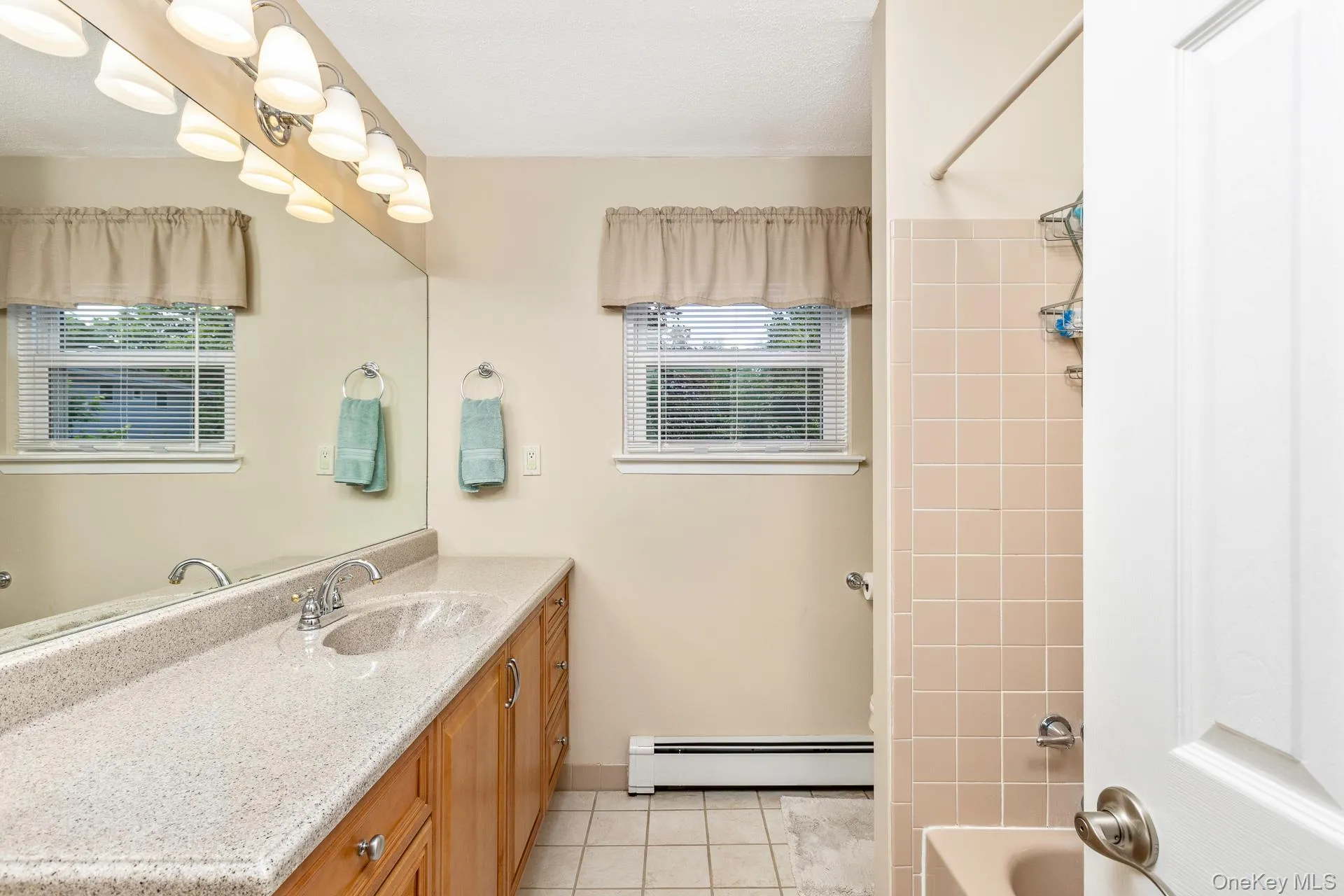 29 Beaumont Lane, Brookhaven, NY, 5 Bedrooms Bedrooms, 11 Rooms Rooms,3 BathroomsBathrooms,Residential,For Rent,Beaumont,0,1007860 29 Beaumont Lane, Brookhaven, NY, 5 Bedrooms Bedrooms, 11 Rooms Rooms,3 BathroomsBathrooms,Residential,For Rent,Beaumont,0,1007860