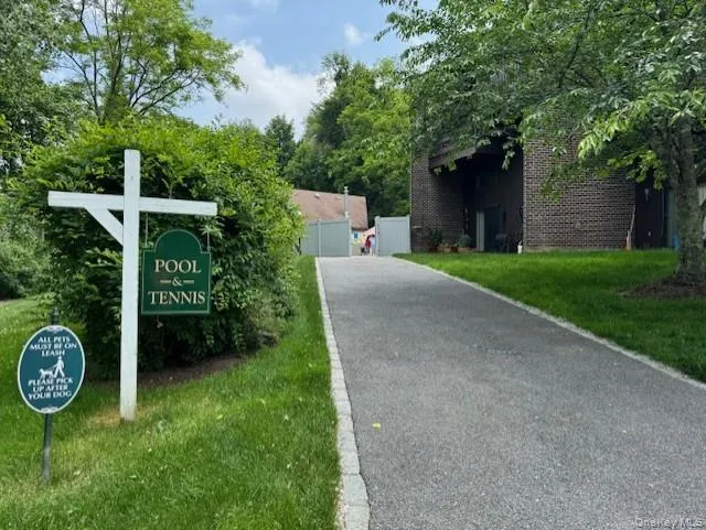 352 Greeley Avenue, New Castle, NY, 1 Bedroom Bedrooms, 5 Rooms Rooms,1 BathroomBathrooms,Residential Lease,For Rent,Greeley,0,1007865 352 Greeley Avenue, New Castle, NY, 1 Bedroom Bedrooms, 5 Rooms Rooms,1 BathroomBathrooms,Residential Lease,For Rent,Greeley,0,1007865