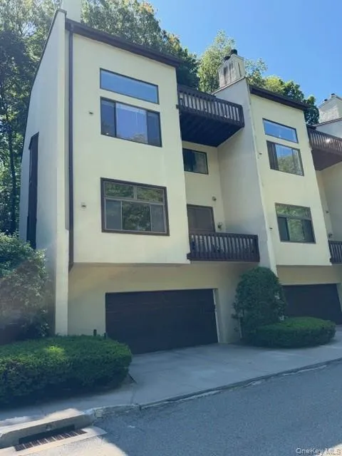 352 Greeley Avenue, New Castle, NY, 1 Bedroom Bedrooms, 5 Rooms Rooms,1 BathroomBathrooms,Residential Lease,For Rent,Greeley,0,1007865 352 Greeley Avenue, New Castle, NY, 1 Bedroom Bedrooms, 5 Rooms Rooms,1 BathroomBathrooms,Residential Lease,For Rent,Greeley,0,1007865