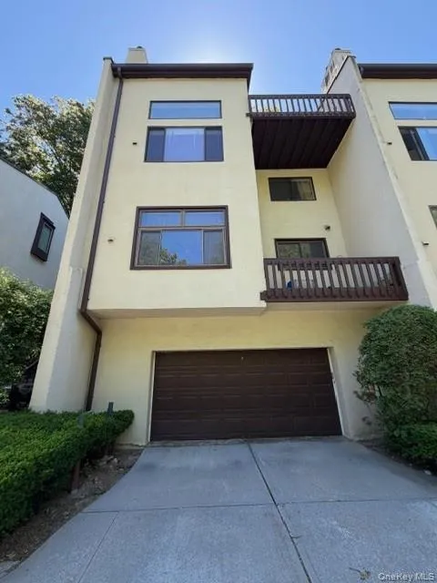 352 Greeley Avenue, New Castle, NY, 1 Bedroom Bedrooms, 5 Rooms Rooms,1 BathroomBathrooms,Residential Lease,For Rent,Greeley,0,1007865 352 Greeley Avenue, New Castle, NY, 1 Bedroom Bedrooms, 5 Rooms Rooms,1 BathroomBathrooms,Residential Lease,For Rent,Greeley,0,1007865
