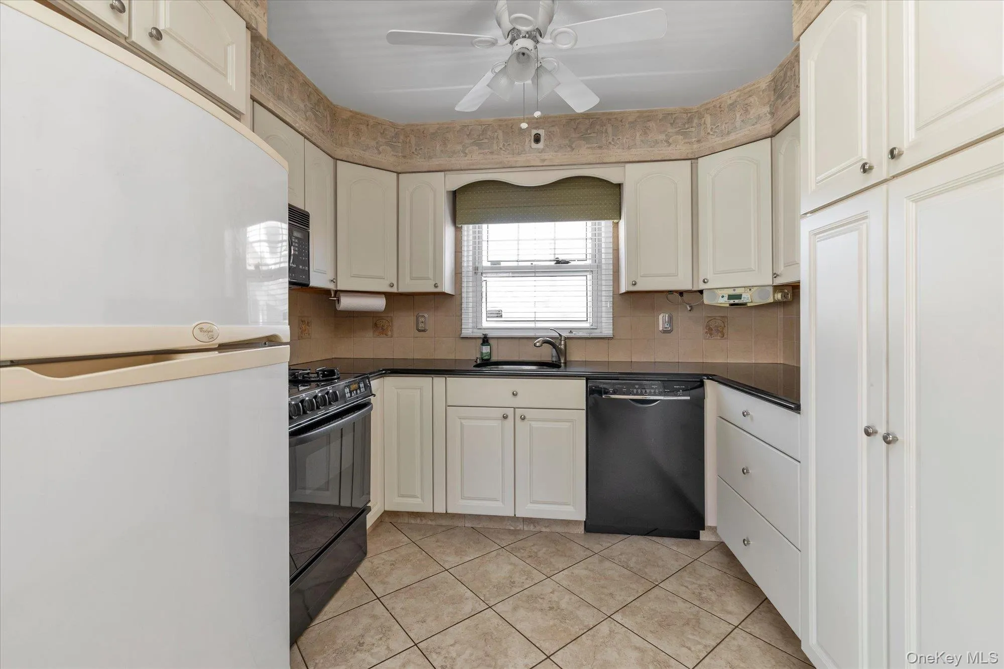 30-36 154th Street, New York, NY, 3 Bedrooms Bedrooms, 6 Rooms Rooms,1 BathroomBathrooms,Residential,For Rent,154th,0,1007867 30-36 154th Street, New York, NY, 3 Bedrooms Bedrooms, 6 Rooms Rooms,1 BathroomBathrooms,Residential,For Rent,154th,0,1007867