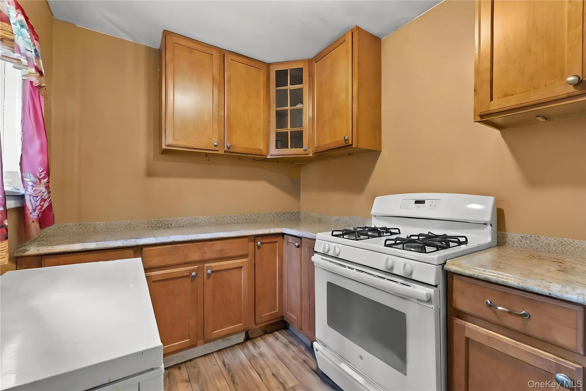 70 Lakeland Street, Islip, NY, 3 Bedrooms Bedrooms, 6 Rooms Rooms,1 BathroomBathrooms,Residential,For Rent,Lakeland,0,1007871 70 Lakeland Street, Islip, NY, 3 Bedrooms Bedrooms, 6 Rooms Rooms,1 BathroomBathrooms,Residential,For Rent,Lakeland,0,1007871