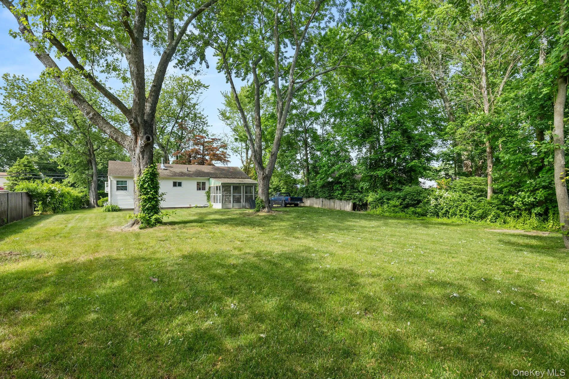 70 Lakeland Street, Islip, NY, 3 Bedrooms Bedrooms, 6 Rooms Rooms,1 BathroomBathrooms,Residential,For Rent,Lakeland,0,1007871 70 Lakeland Street, Islip, NY, 3 Bedrooms Bedrooms, 6 Rooms Rooms,1 BathroomBathrooms,Residential,For Rent,Lakeland,0,1007871