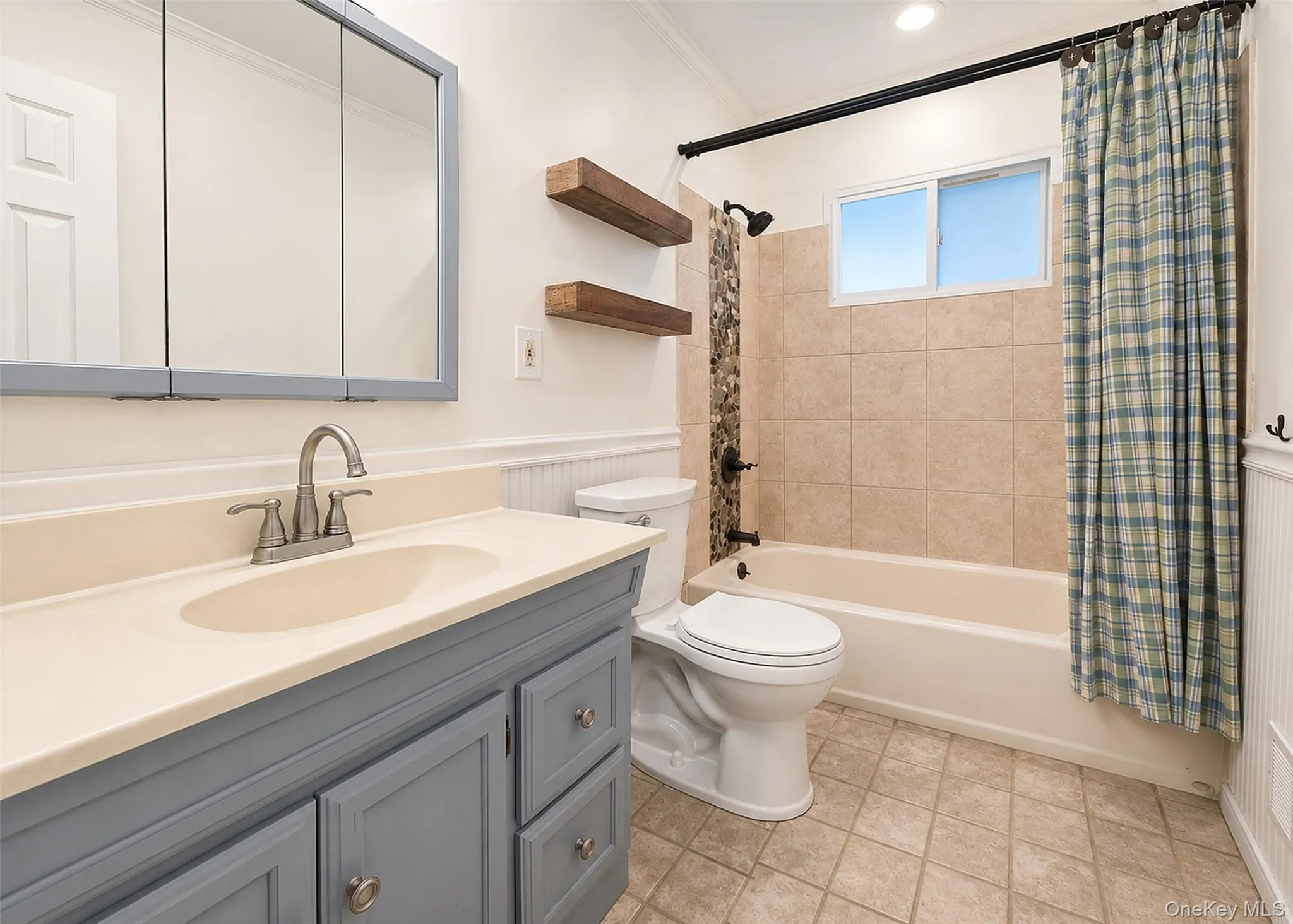 47 Newtown Avenue, Brookhaven, NY, 3 Bedrooms Bedrooms, 6 Rooms Rooms,3 BathroomsBathrooms,Residential,For Rent,Newtown,0,1007882 47 Newtown Avenue, Brookhaven, NY, 3 Bedrooms Bedrooms, 6 Rooms Rooms,3 BathroomsBathrooms,Residential,For Rent,Newtown,0,1007882