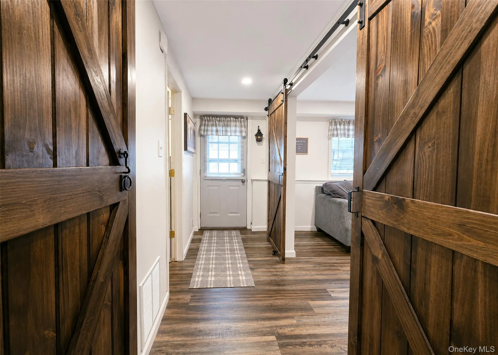 47 Newtown Avenue, Brookhaven, NY, 3 Bedrooms Bedrooms, 6 Rooms Rooms,3 BathroomsBathrooms,Residential,For Rent,Newtown,0,1007882 47 Newtown Avenue, Brookhaven, NY, 3 Bedrooms Bedrooms, 6 Rooms Rooms,3 BathroomsBathrooms,Residential,For Rent,Newtown,0,1007882