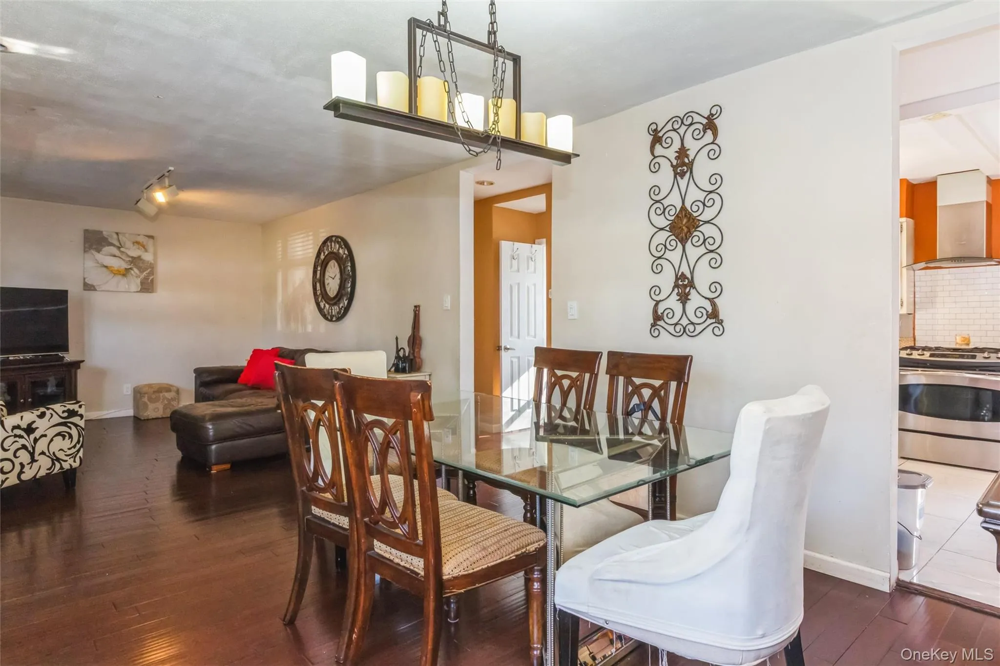 91 Grant Drive, Hempstead, NY, 3 Bedrooms Bedrooms, 6 Rooms Rooms,2 BathroomsBathrooms,Residential,For Rent,Grant,0,1007883 91 Grant Drive, Hempstead, NY, 3 Bedrooms Bedrooms, 6 Rooms Rooms,2 BathroomsBathrooms,Residential,For Rent,Grant,0,1007883