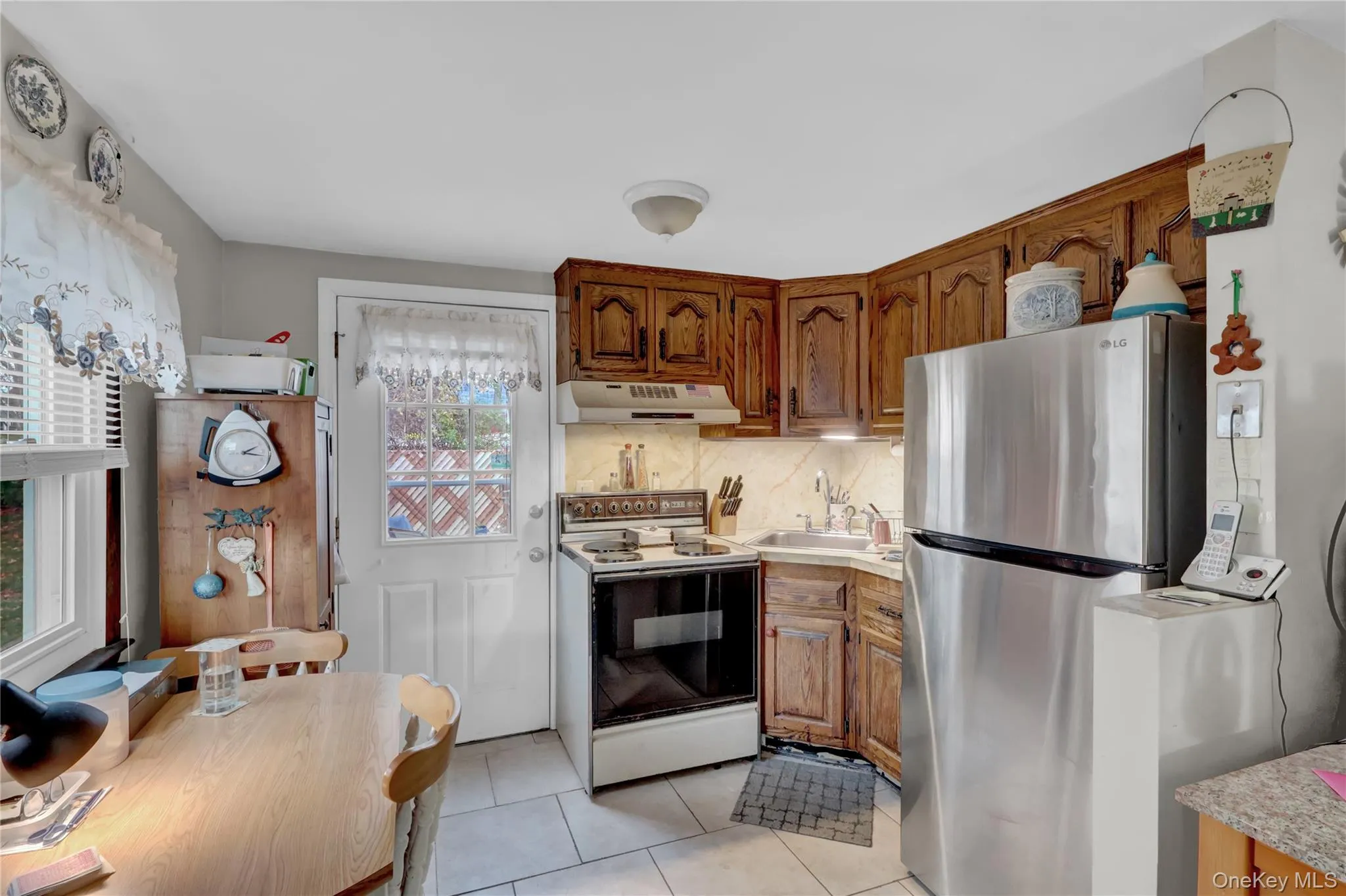 3 Imperial Drive, Brookhaven, NY, 5 Bedrooms Bedrooms, 10 Rooms Rooms,2 BathroomsBathrooms,Residential,For Rent,Imperial,0,1007884 3 Imperial Drive, Brookhaven, NY, 5 Bedrooms Bedrooms, 10 Rooms Rooms,2 BathroomsBathrooms,Residential,For Rent,Imperial,0,1007884