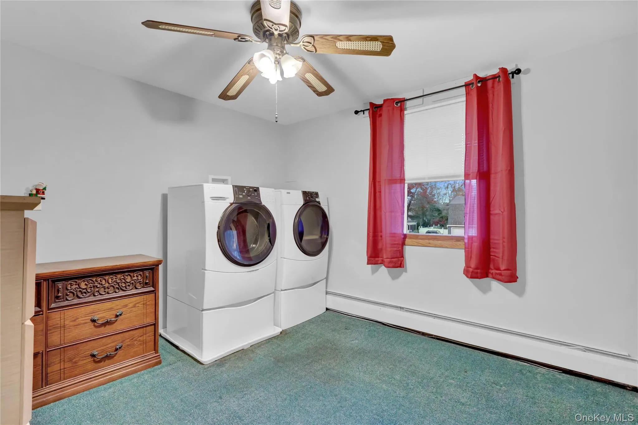 3 Imperial Drive, Brookhaven, NY, 5 Bedrooms Bedrooms, 10 Rooms Rooms,2 BathroomsBathrooms,Residential,For Rent,Imperial,0,1007884 3 Imperial Drive, Brookhaven, NY, 5 Bedrooms Bedrooms, 10 Rooms Rooms,2 BathroomsBathrooms,Residential,For Rent,Imperial,0,1007884