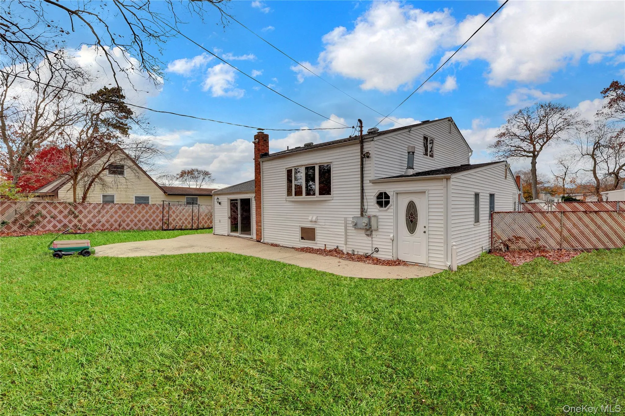 3 Imperial Drive, Brookhaven, NY, 5 Bedrooms Bedrooms, 10 Rooms Rooms,2 BathroomsBathrooms,Residential,For Rent,Imperial,0,1007884 3 Imperial Drive, Brookhaven, NY, 5 Bedrooms Bedrooms, 10 Rooms Rooms,2 BathroomsBathrooms,Residential,For Rent,Imperial,0,1007884