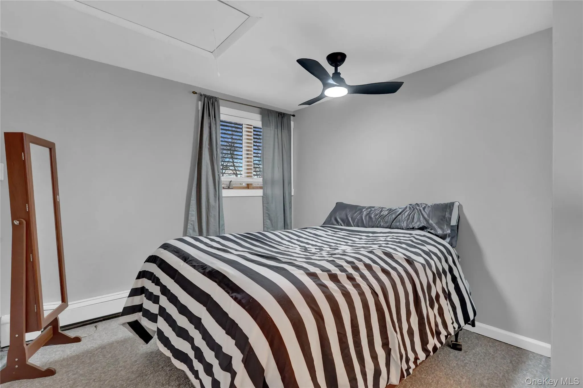 3 Imperial Drive, Brookhaven, NY, 5 Bedrooms Bedrooms, 10 Rooms Rooms,2 BathroomsBathrooms,Residential,For Rent,Imperial,0,1007884 3 Imperial Drive, Brookhaven, NY, 5 Bedrooms Bedrooms, 10 Rooms Rooms,2 BathroomsBathrooms,Residential,For Rent,Imperial,0,1007884