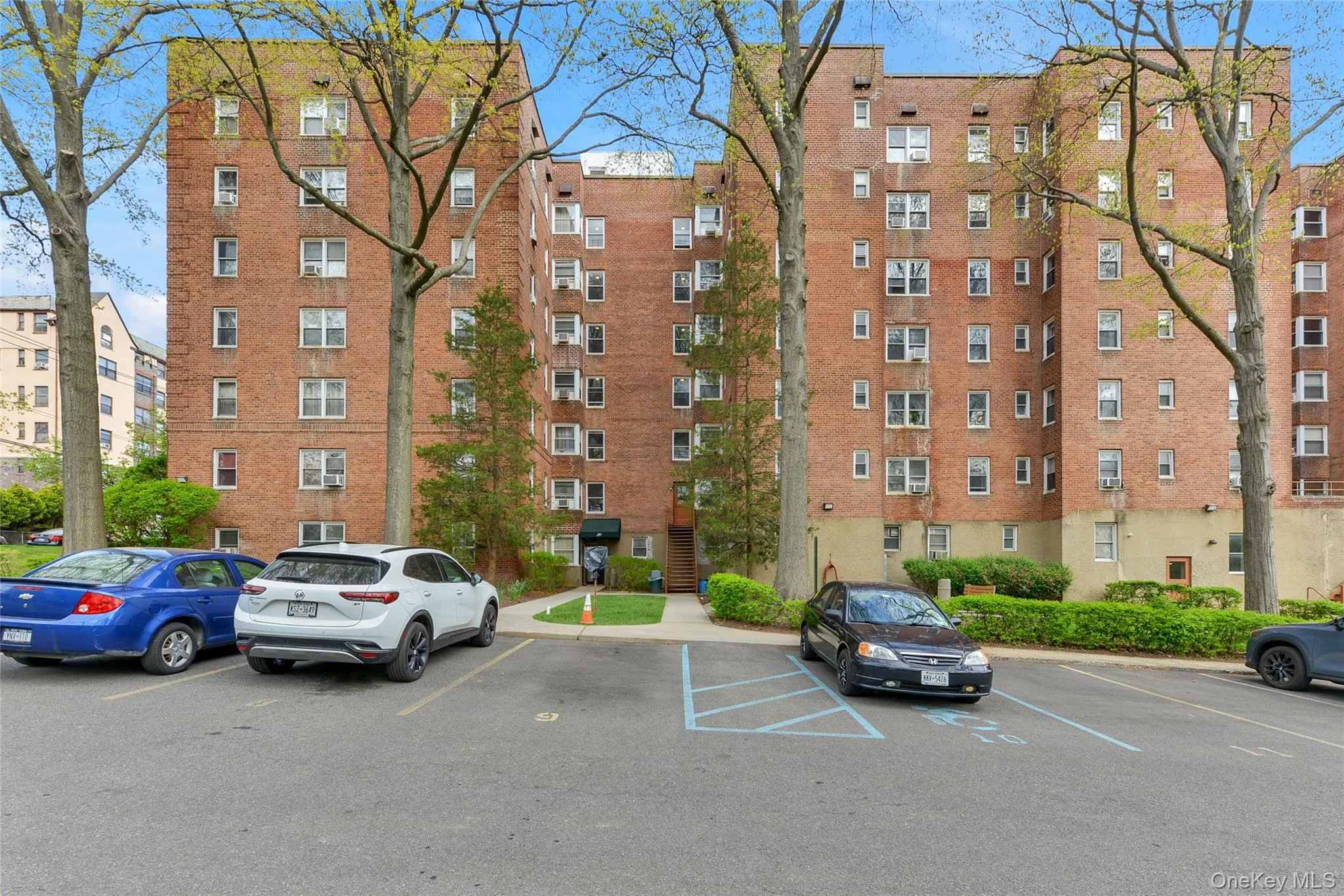 70 Locust Avenue, New Rochelle, NY, 2 Bedrooms Bedrooms, 5 Rooms Rooms,1 BathroomBathrooms,Residential,For Rent,Locust,0,1007887 70 Locust Avenue, New Rochelle, NY, 2 Bedrooms Bedrooms, 5 Rooms Rooms,1 BathroomBathrooms,Residential,For Rent,Locust,0,1007887