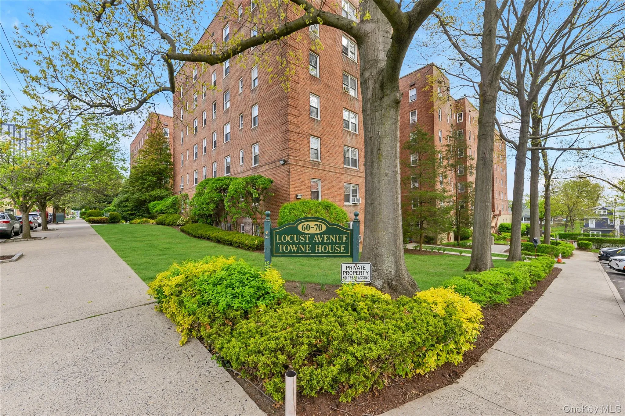 70 Locust Avenue, New Rochelle, NY, 2 Bedrooms Bedrooms, 5 Rooms Rooms,1 BathroomBathrooms,Residential,For Rent,Locust,0,1007887 70 Locust Avenue, New Rochelle, NY, 2 Bedrooms Bedrooms, 5 Rooms Rooms,1 BathroomBathrooms,Residential,For Rent,Locust,0,1007887
