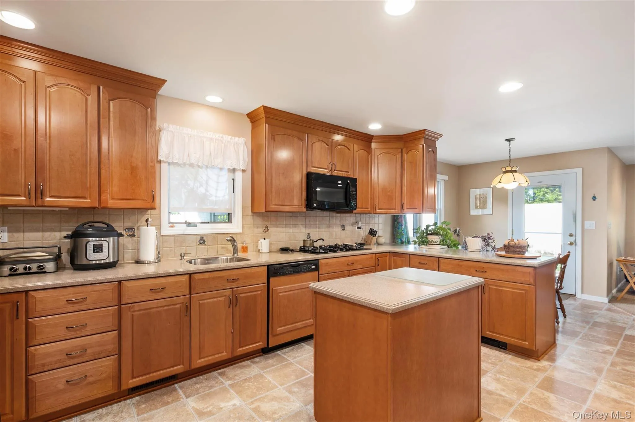 7 Briarcliff Drive, Hempstead, NY, 3 Bedrooms Bedrooms, 6 Rooms Rooms,2 BathroomsBathrooms,Residential,For Rent,Briarcliff,0,1007889 7 Briarcliff Drive, Hempstead, NY, 3 Bedrooms Bedrooms, 6 Rooms Rooms,2 BathroomsBathrooms,Residential,For Rent,Briarcliff,0,1007889