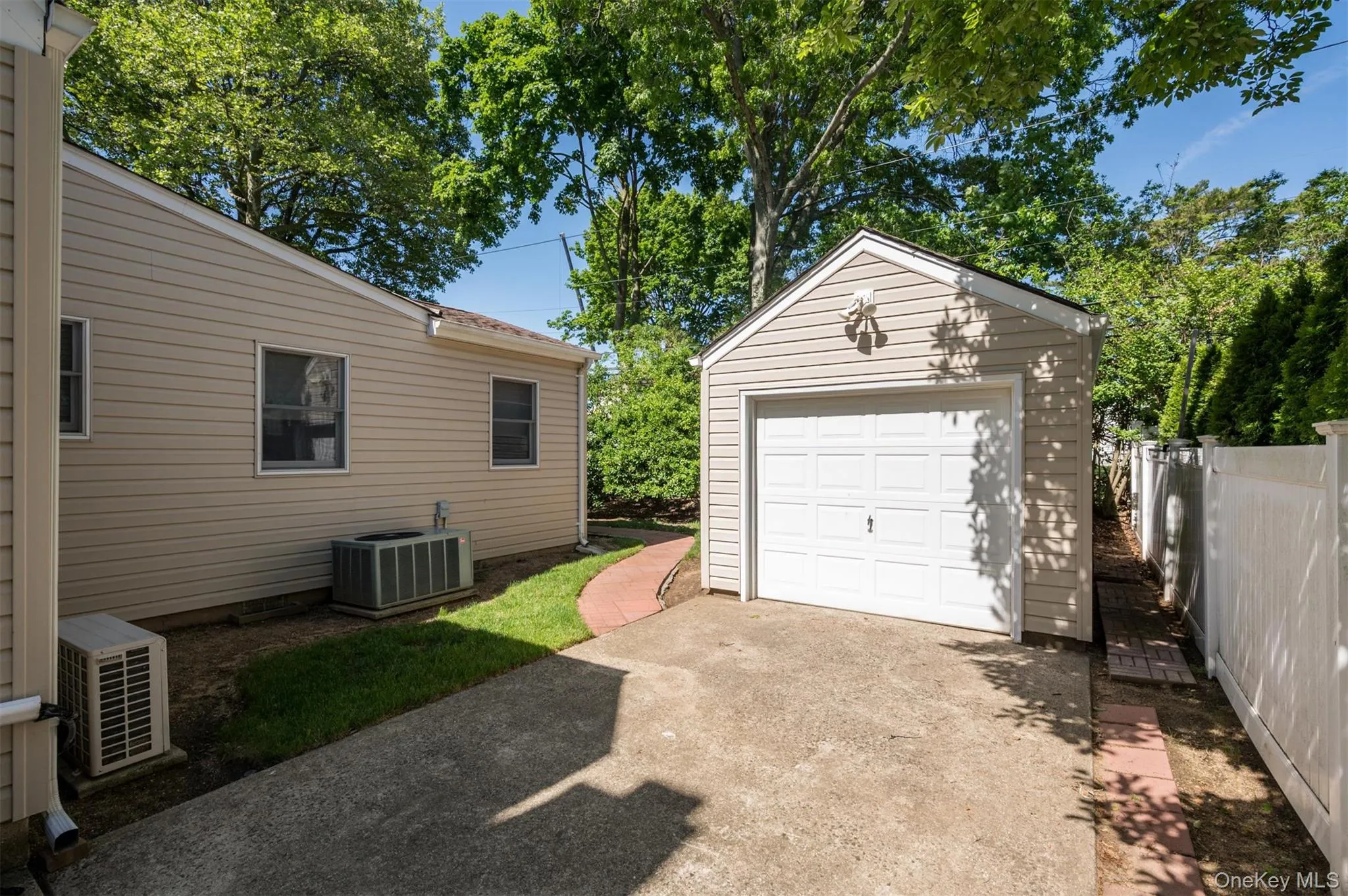 7 Briarcliff Drive, Hempstead, NY, 3 Bedrooms Bedrooms, 6 Rooms Rooms,2 BathroomsBathrooms,Residential,For Rent,Briarcliff,0,1007889 7 Briarcliff Drive, Hempstead, NY, 3 Bedrooms Bedrooms, 6 Rooms Rooms,2 BathroomsBathrooms,Residential,For Rent,Briarcliff,0,1007889