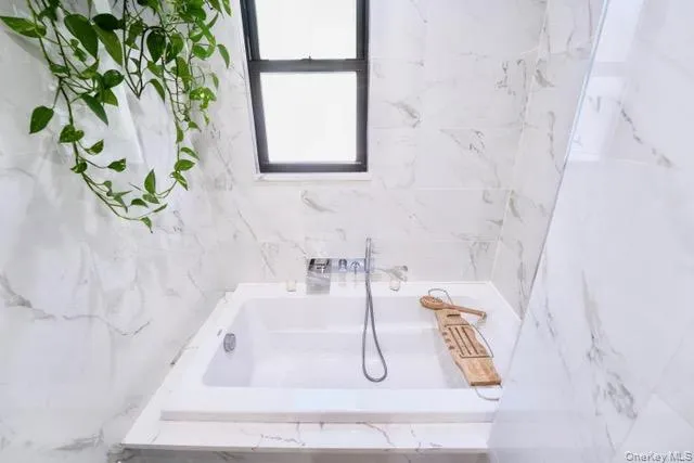 8019 85th Road, New York, NY, 4 Bedrooms Bedrooms, 9 Rooms Rooms,2 BathroomsBathrooms,Residential,For Rent,85th,0,1007892 8019 85th Road, New York, NY, 4 Bedrooms Bedrooms, 9 Rooms Rooms,2 BathroomsBathrooms,Residential,For Rent,85th,0,1007892