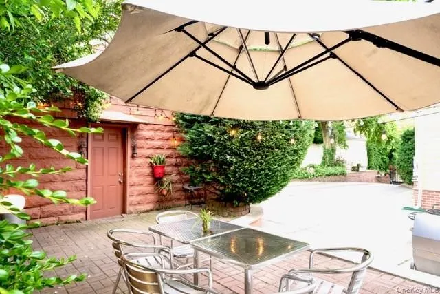 8019 85th Road, New York, NY, 4 Bedrooms Bedrooms, 9 Rooms Rooms,2 BathroomsBathrooms,Residential,For Rent,85th,0,1007892 8019 85th Road, New York, NY, 4 Bedrooms Bedrooms, 9 Rooms Rooms,2 BathroomsBathrooms,Residential,For Rent,85th,0,1007892