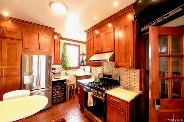 8019 85th Road, New York, NY, 4 Bedrooms Bedrooms, 9 Rooms Rooms,2 BathroomsBathrooms,Residential,For Rent,85th,0,1007892 8019 85th Road, New York, NY, 4 Bedrooms Bedrooms, 9 Rooms Rooms,2 BathroomsBathrooms,Residential,For Rent,85th,0,1007892