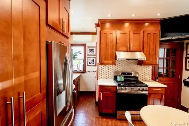 8019 85th Road, New York, NY, 4 Bedrooms Bedrooms, 9 Rooms Rooms,2 BathroomsBathrooms,Residential,For Rent,85th,0,1007892 8019 85th Road, New York, NY, 4 Bedrooms Bedrooms, 9 Rooms Rooms,2 BathroomsBathrooms,Residential,For Rent,85th,0,1007892