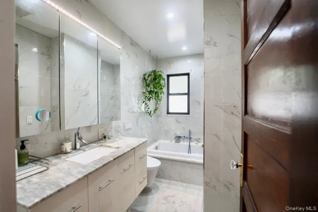 8019 85th Road, New York, NY, 4 Bedrooms Bedrooms, 9 Rooms Rooms,2 BathroomsBathrooms,Residential,For Rent,85th,0,1007892 8019 85th Road, New York, NY, 4 Bedrooms Bedrooms, 9 Rooms Rooms,2 BathroomsBathrooms,Residential,For Rent,85th,0,1007892