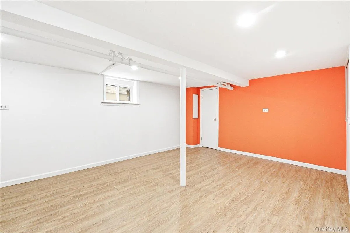 69-51 Manse Street, New York, NY, 3 Bedrooms Bedrooms, 10 Rooms Rooms,2 BathroomsBathrooms,Residential Lease,For Rent,Manse,0,1007893 69-51 Manse Street, New York, NY, 3 Bedrooms Bedrooms, 10 Rooms Rooms,2 BathroomsBathrooms,Residential Lease,For Rent,Manse,0,1007893