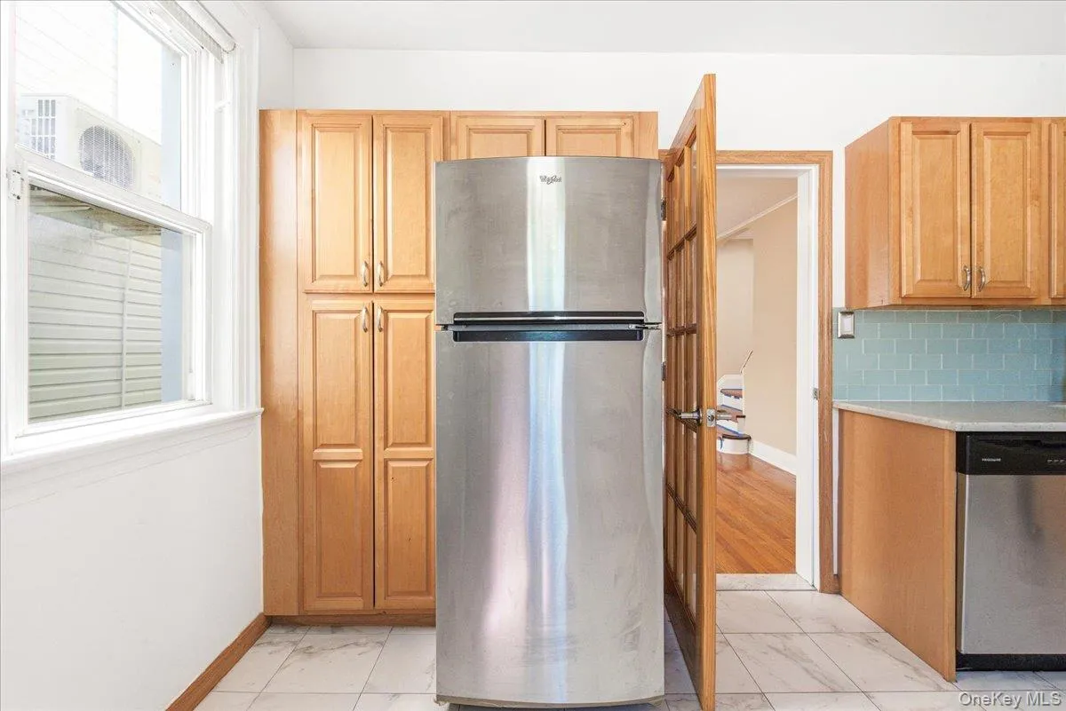 69-51 Manse Street, New York, NY, 3 Bedrooms Bedrooms, 10 Rooms Rooms,2 BathroomsBathrooms,Residential Lease,For Rent,Manse,0,1007893 69-51 Manse Street, New York, NY, 3 Bedrooms Bedrooms, 10 Rooms Rooms,2 BathroomsBathrooms,Residential Lease,For Rent,Manse,0,1007893