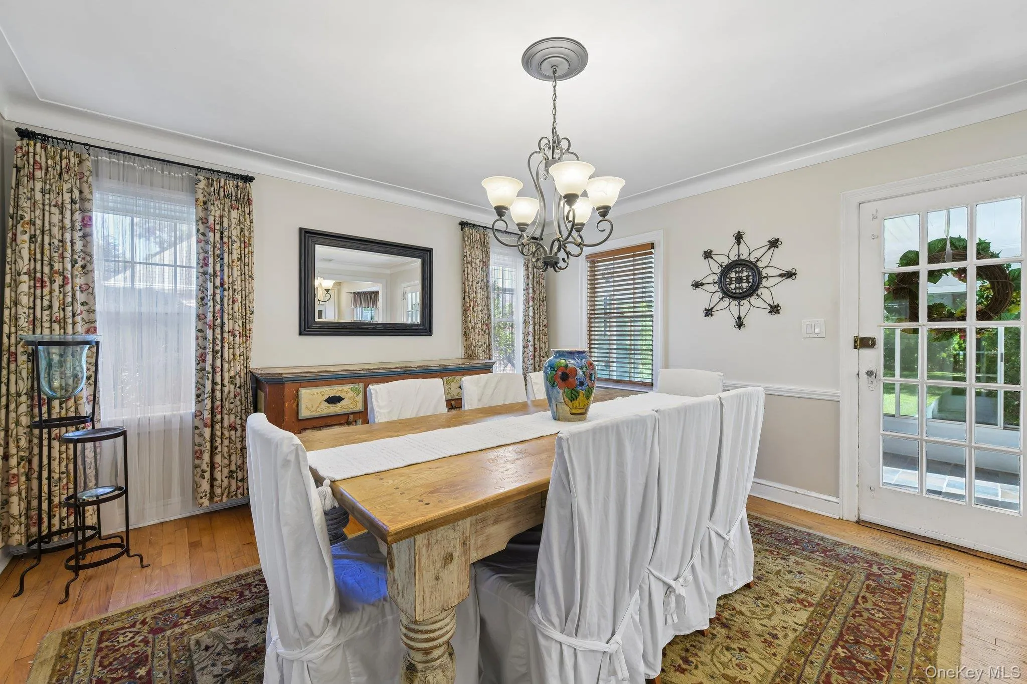 131 Floral Parkway, Hempstead, NY, 3 Bedrooms Bedrooms, 6 Rooms Rooms,2 BathroomsBathrooms,Residential,For Rent,Floral,0,1007896 131 Floral Parkway, Hempstead, NY, 3 Bedrooms Bedrooms, 6 Rooms Rooms,2 BathroomsBathrooms,Residential,For Rent,Floral,0,1007896