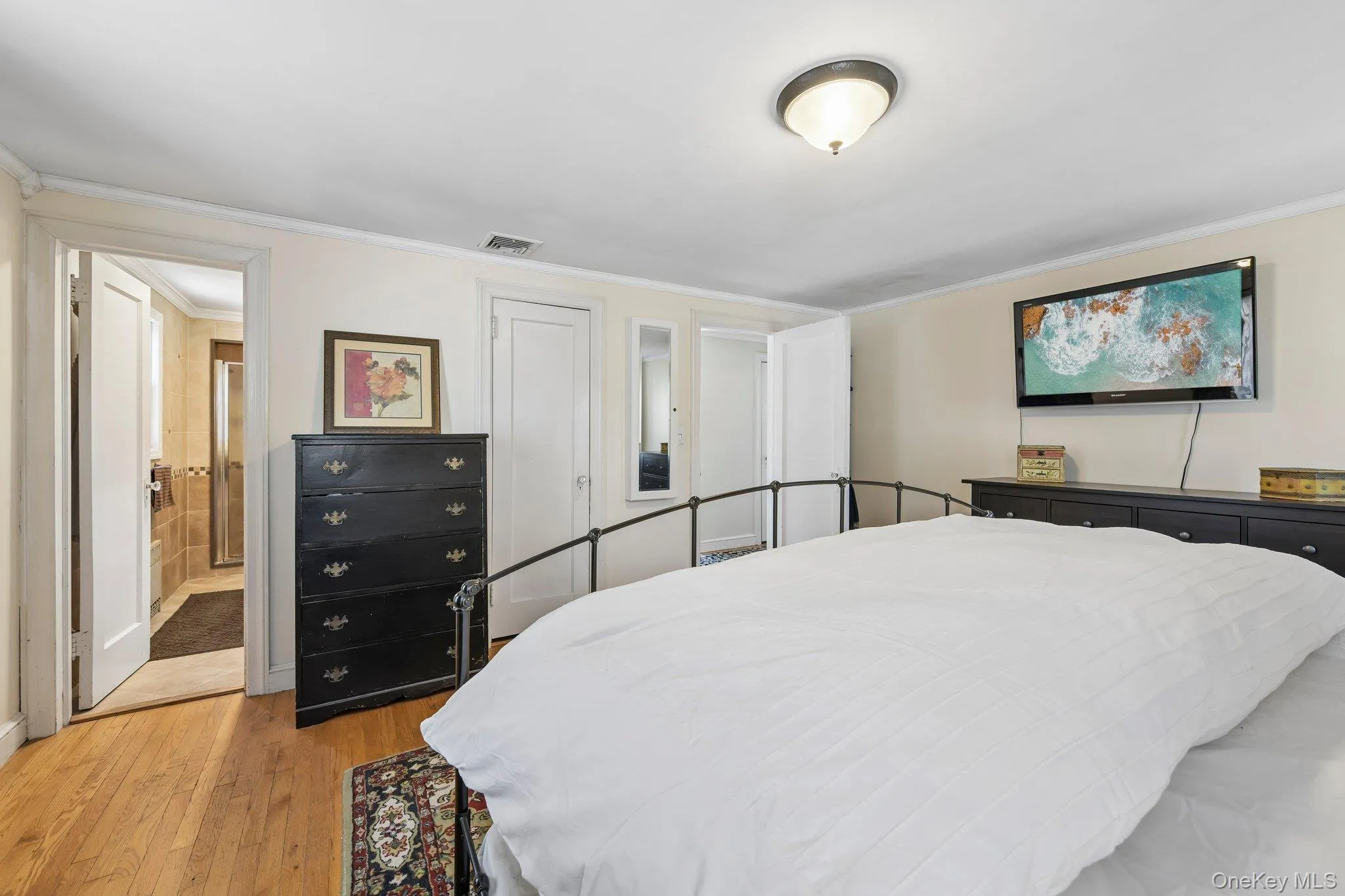 131 Floral Parkway, Hempstead, NY, 3 Bedrooms Bedrooms, 6 Rooms Rooms,2 BathroomsBathrooms,Residential,For Rent,Floral,0,1007896 131 Floral Parkway, Hempstead, NY, 3 Bedrooms Bedrooms, 6 Rooms Rooms,2 BathroomsBathrooms,Residential,For Rent,Floral,0,1007896