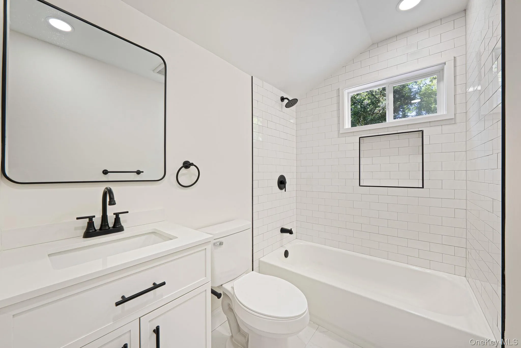 928 Manor Lane, Islip, NY, 3 Bedrooms Bedrooms, 8 Rooms Rooms,2 BathroomsBathrooms,Residential,For Rent,Manor,0,1007897 928 Manor Lane, Islip, NY, 3 Bedrooms Bedrooms, 8 Rooms Rooms,2 BathroomsBathrooms,Residential,For Rent,Manor,0,1007897