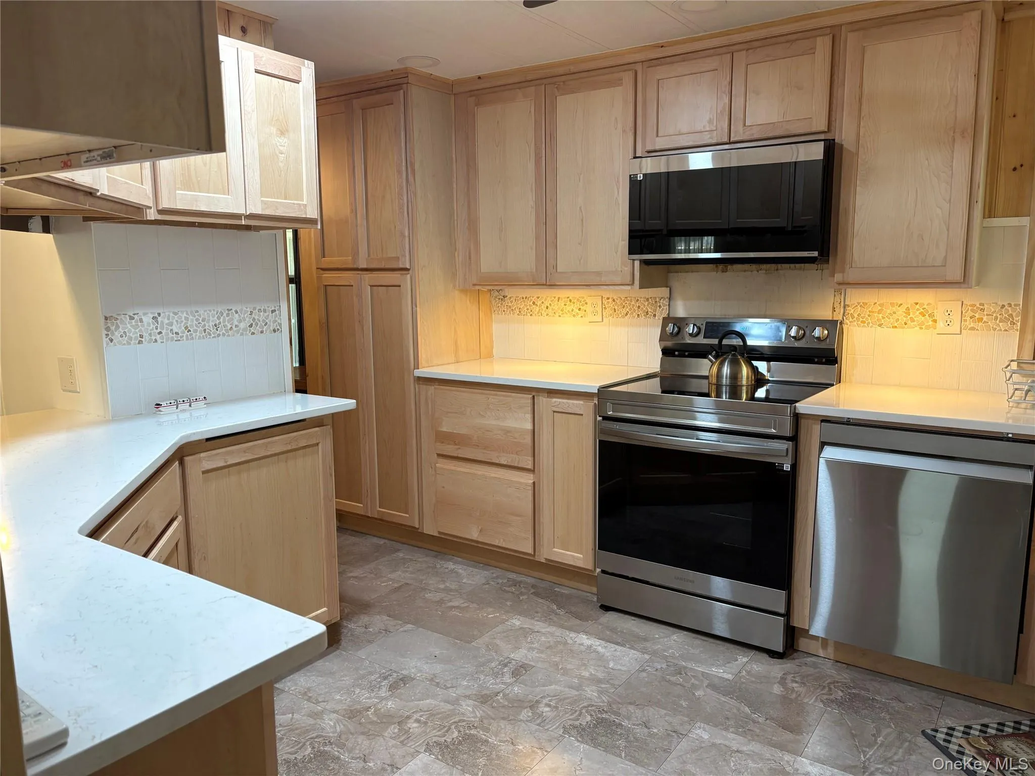 525/78 Riverleigh Ave, Riverhead, NY, 2 Bedrooms Bedrooms, 9 Rooms Rooms,2 BathroomsBathrooms,Residential,For Rent,Riverleigh Ave,0,1007904 525/78 Riverleigh Ave, Riverhead, NY, 2 Bedrooms Bedrooms, 9 Rooms Rooms,2 BathroomsBathrooms,Residential,For Rent,Riverleigh Ave,0,1007904