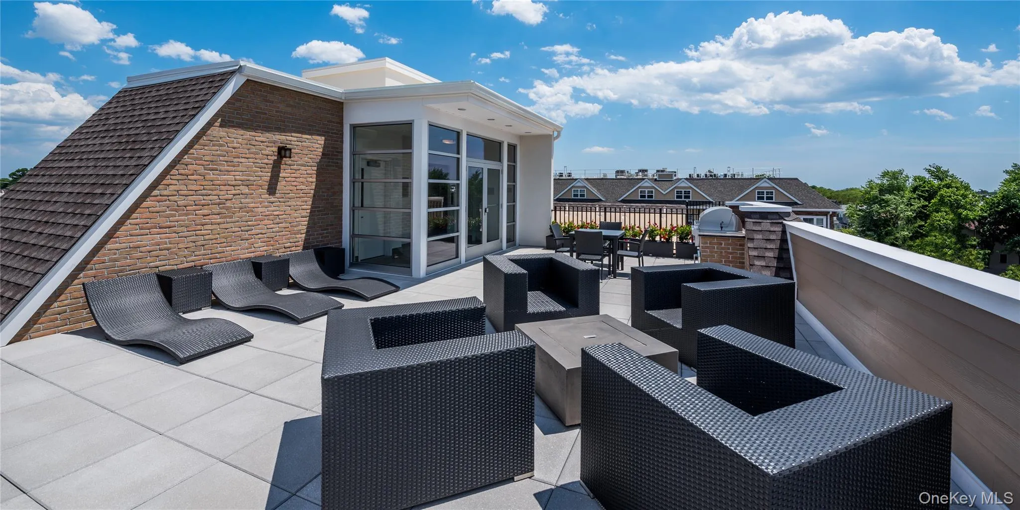 40 Elizabeth Street, Oyster Bay, NY, 1 Bedroom Bedrooms, 3 Rooms Rooms,1 BathroomBathrooms,Residential Lease,For Rent,Elizabeth,0,1007907 40 Elizabeth Street, Oyster Bay, NY, 1 Bedroom Bedrooms, 3 Rooms Rooms,1 BathroomBathrooms,Residential Lease,For Rent,Elizabeth,0,1007907