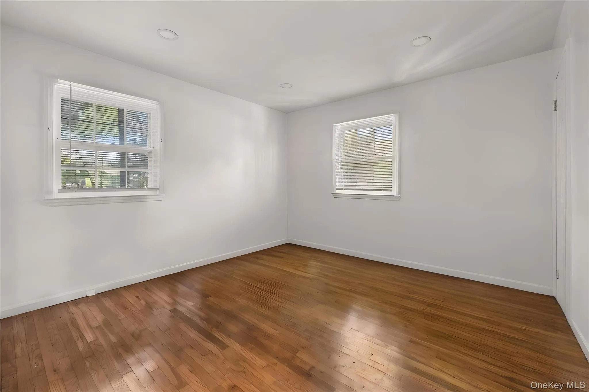 123 Lower Sheep Pasture Road, Brookhaven, NY, 3 Bedrooms Bedrooms, 8 Rooms Rooms,2 BathroomsBathrooms,Residential,For Rent,Lower Sheep Pasture,0,1007909 123 Lower Sheep Pasture Road, Brookhaven, NY, 3 Bedrooms Bedrooms, 8 Rooms Rooms,2 BathroomsBathrooms,Residential,For Rent,Lower Sheep Pasture,0,1007909