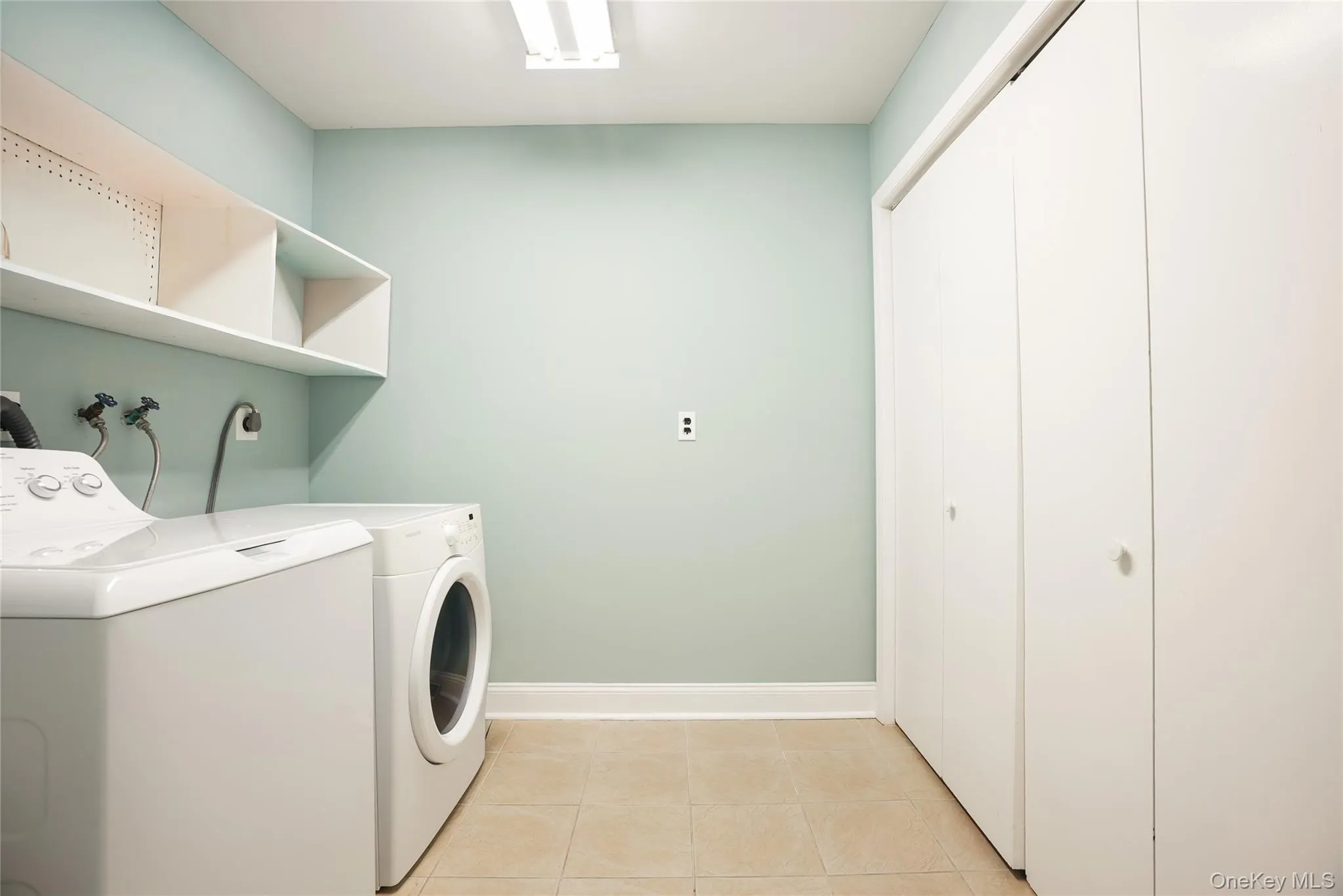 Laundry room conveniently located off mud room on the main floor. Laundry room conveniently located off mud room on the main floor.